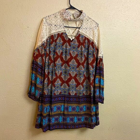 Entro Floral, aztec, mixed print, and Lace Dress small long sleeve - Picture 1 of 9